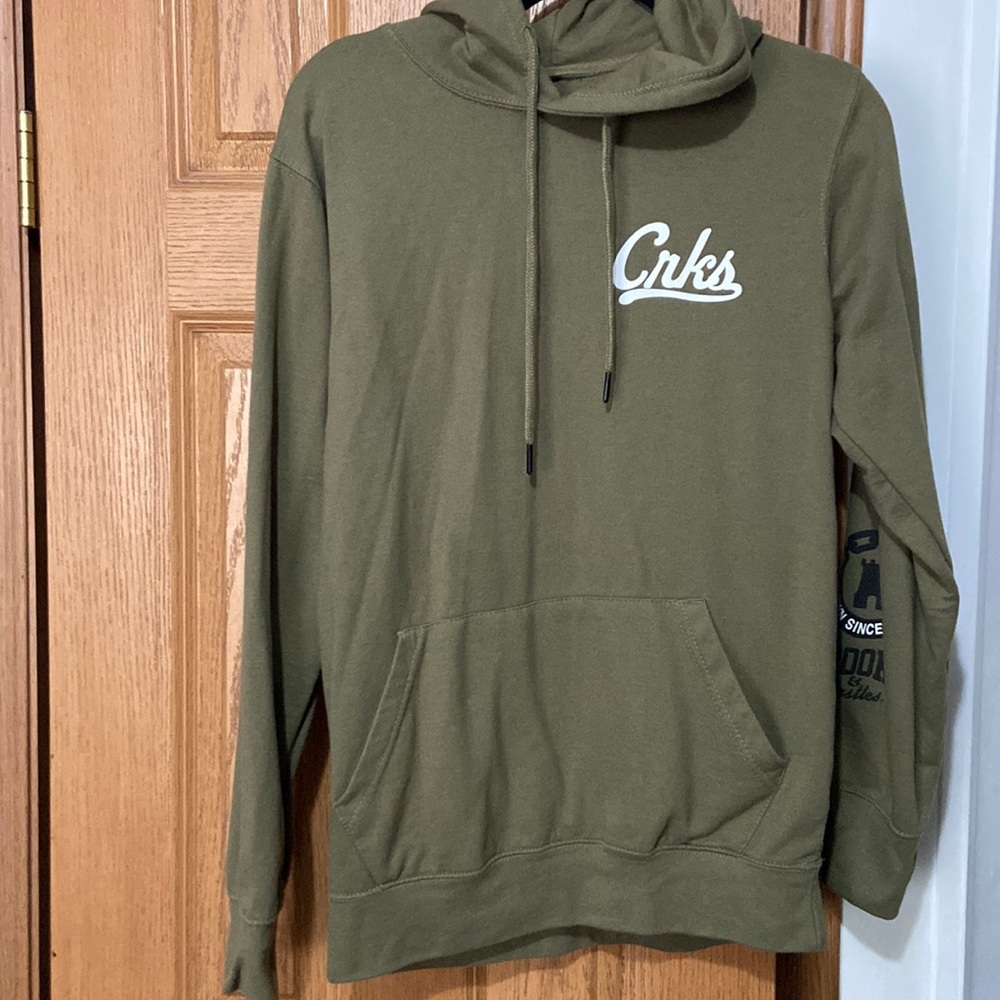 Crooks and castle hoodie